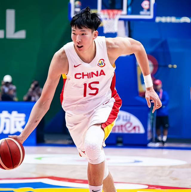 亚洲球员持续进步，国际篮球锦标赛表现抢眼的简单介绍