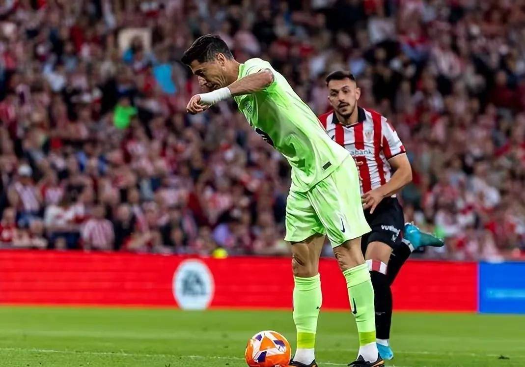 阿森西奥梅开二度，皇马客场大胜毕尔巴鄂竞技的简单介绍